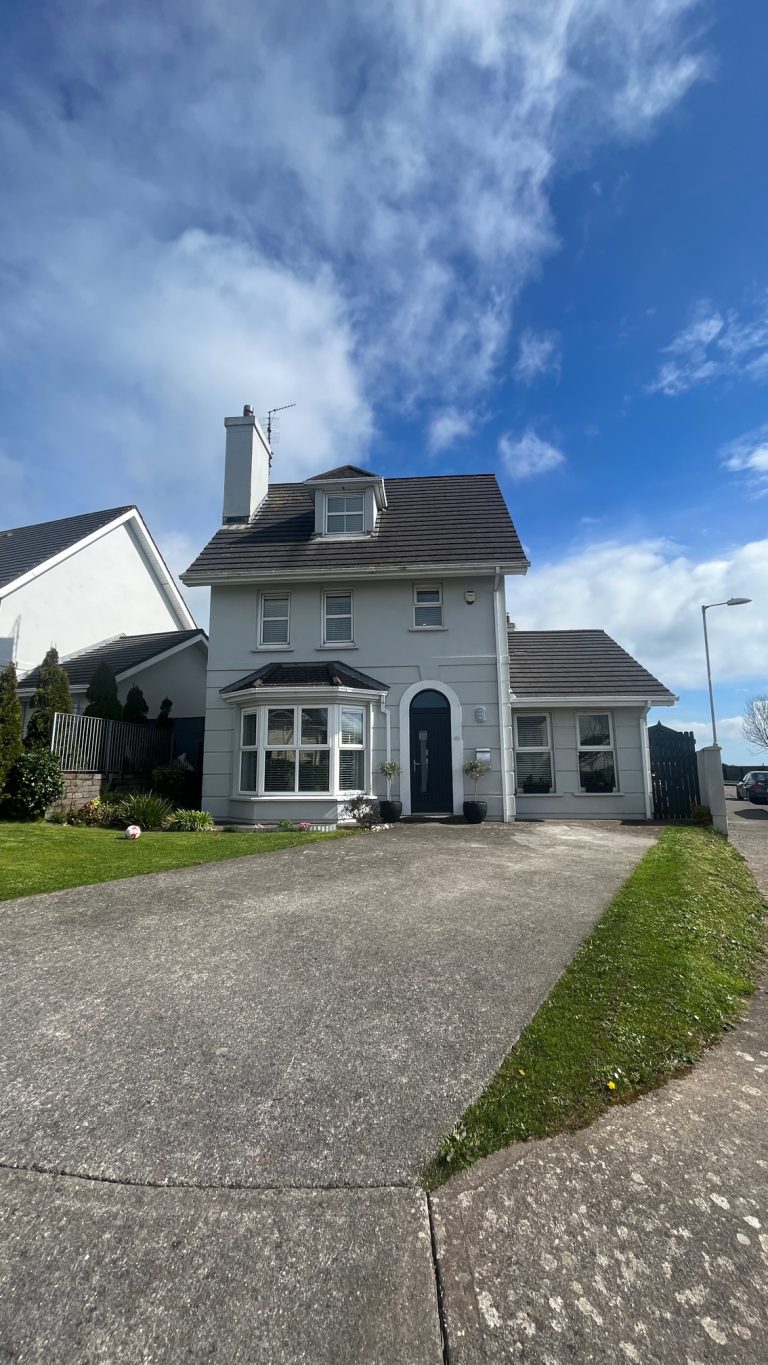 No. 62 The Spires, Carrignafoy, Cobh, Co Cork – P24 R239