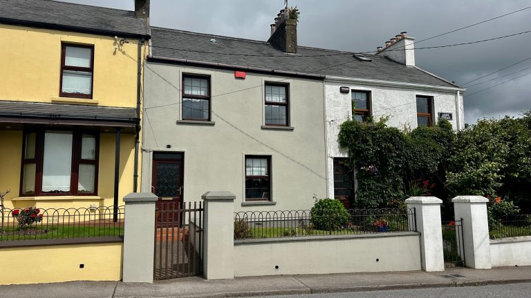 No. 2 Aileen Terrace, Cobh, Co Cork – P24Y658