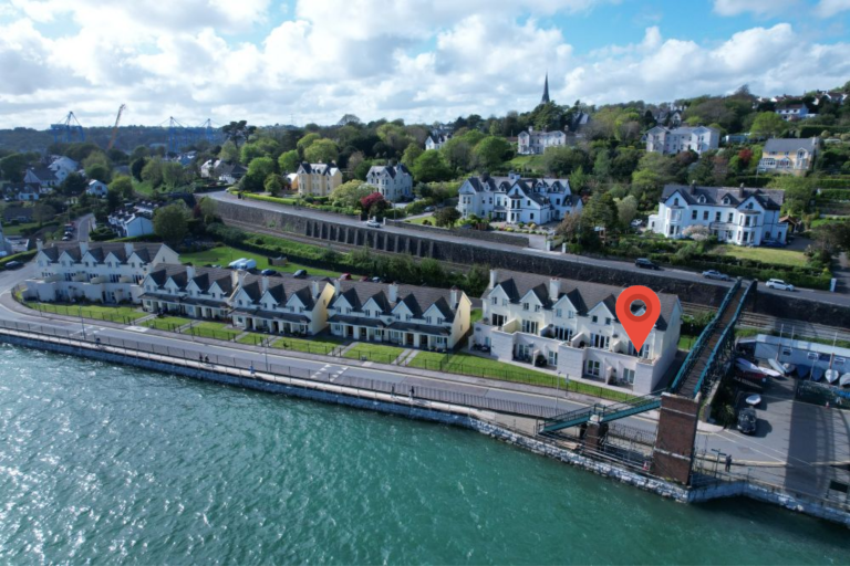 No. 19 Whitepoint Moorings, Whitepoint, Cobh, Co Cork – P24 P827