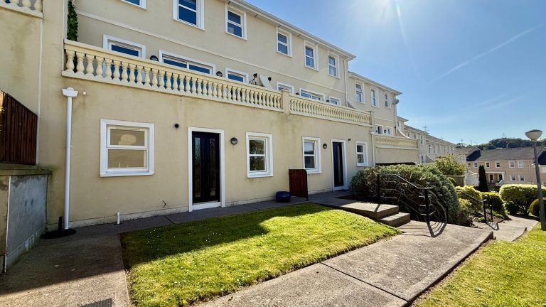 NO. 31 CHANDLERS REST, RUSHBROOK LINKS, COBH, CO CORK