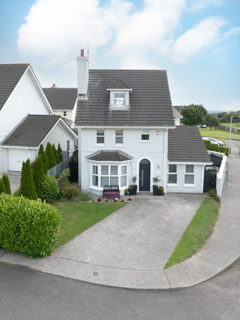No. 62 The Spires, Carrignafoy, Cobh, Co Cork – P24 R239