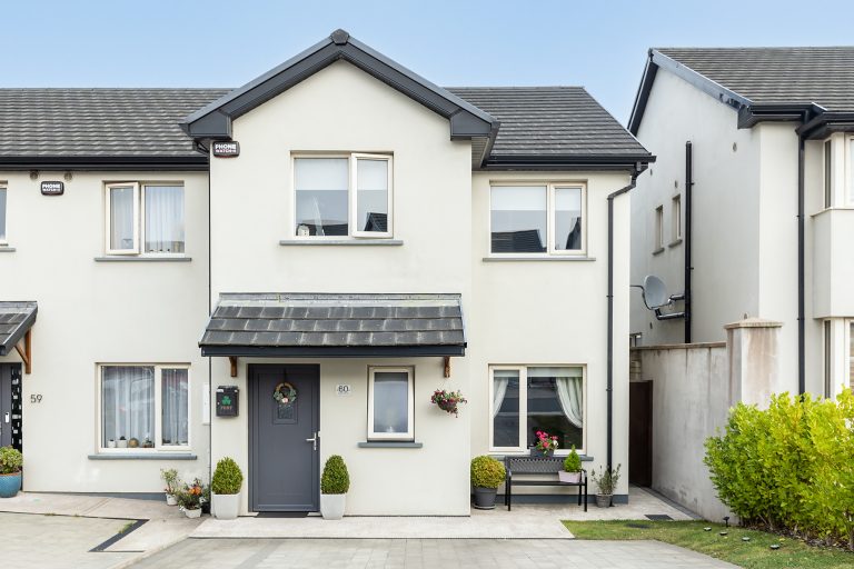 No. 60 Cooline Drive, Ballyleary, Cobh, Co Cork – P24FY01