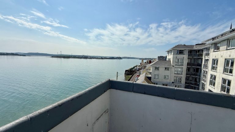 No. 37 The Waterfront, Lynchs Quay, Cobh, Co Cork – P24 AX01