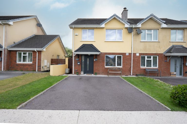 No. 18 Willowdrive, Cluain Ard, Cobh, Co Cork – P24 CX36